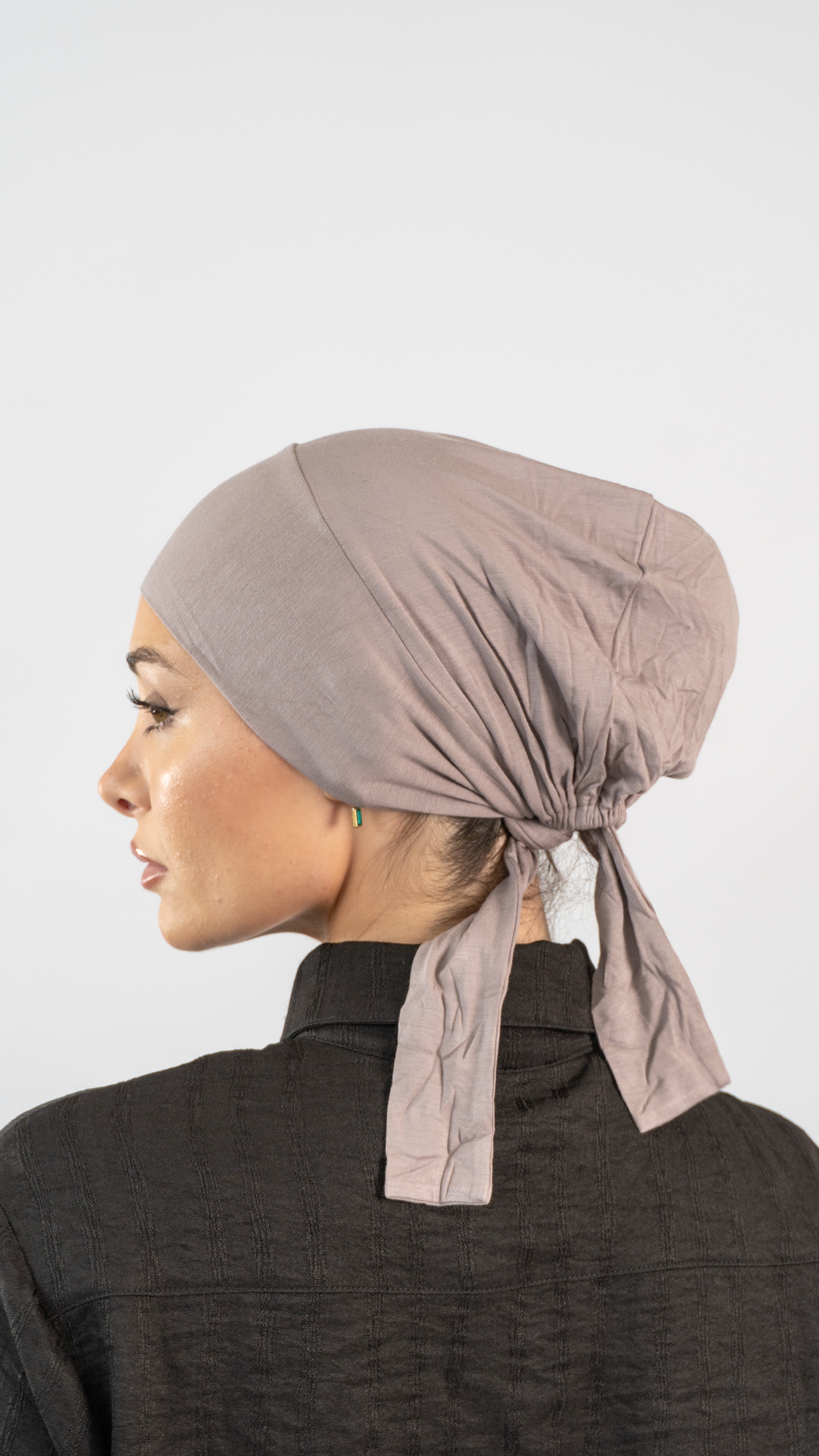Double-Lined Tie Undercap