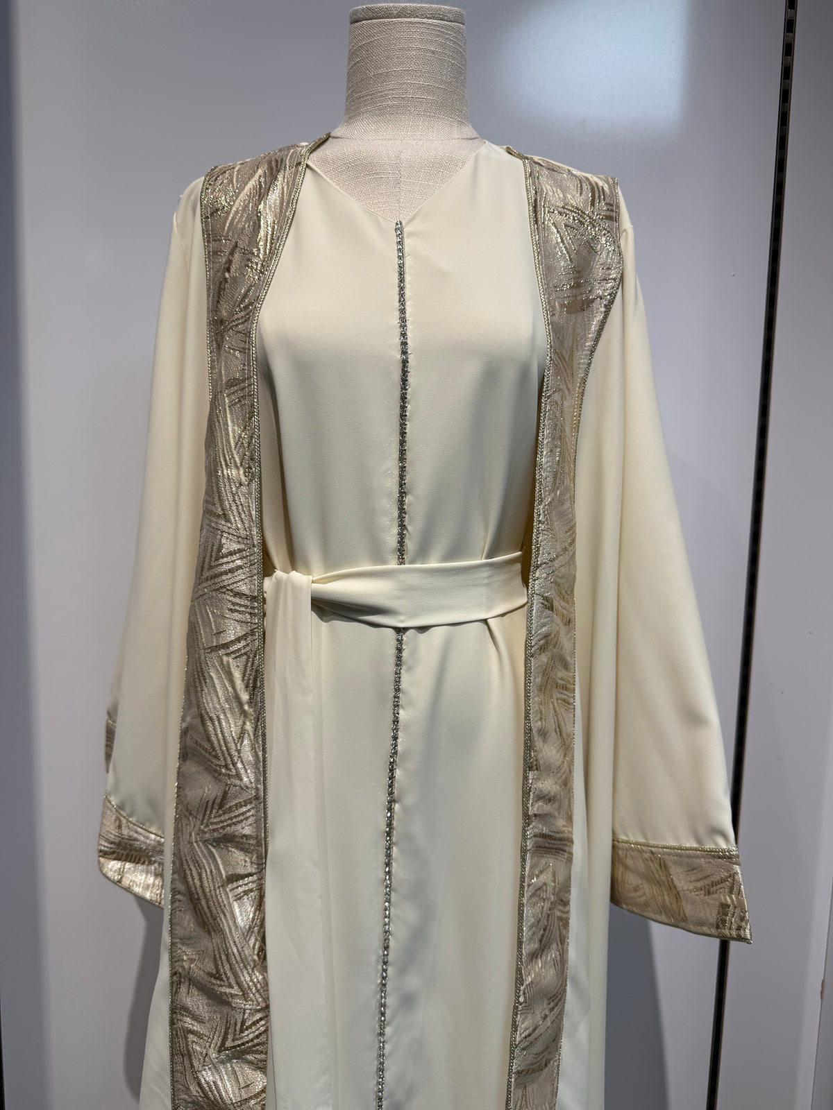 Nadira Abaya